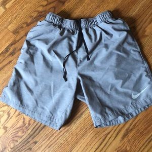 Men’s small Nike Dri fit shorts